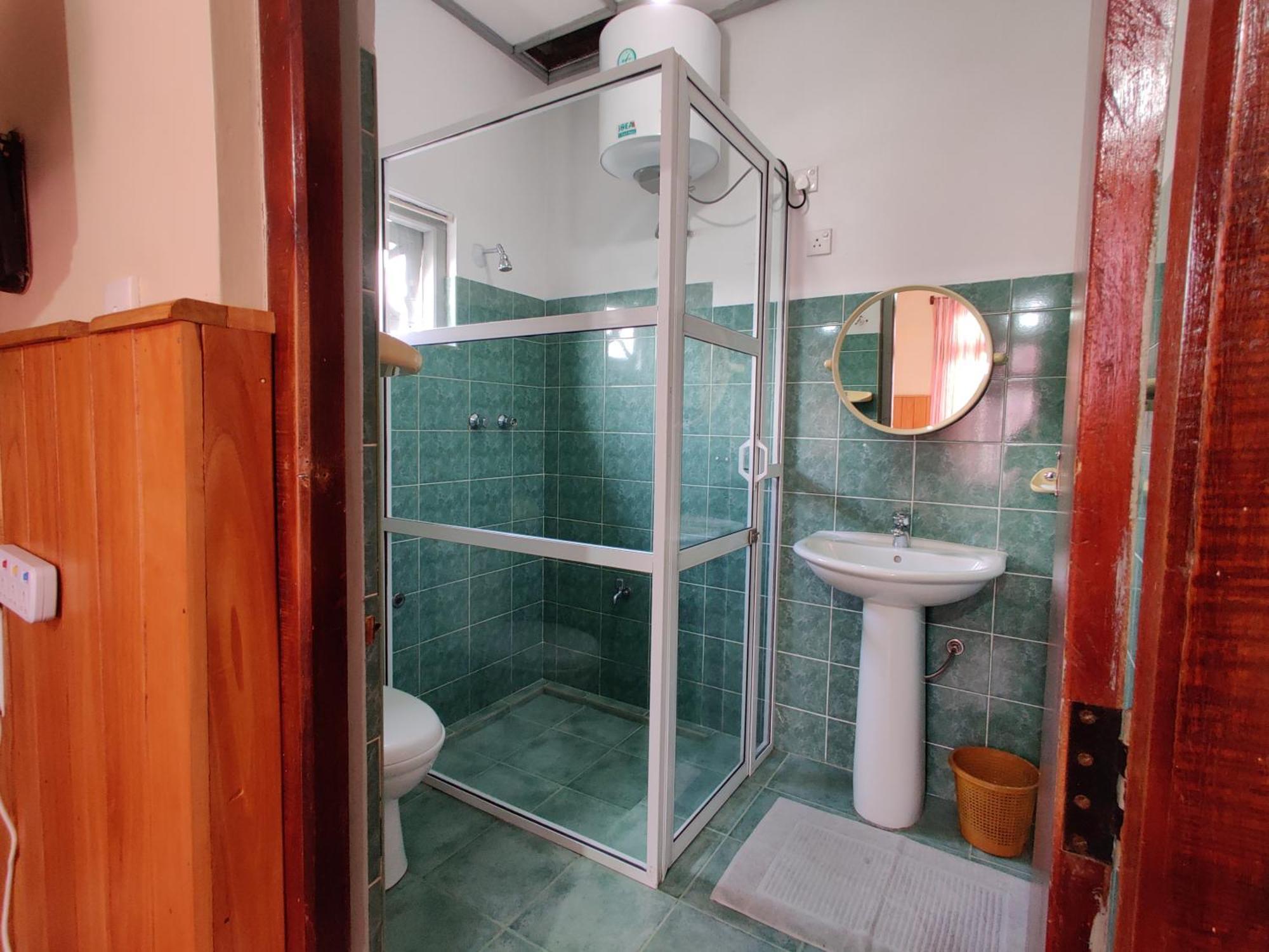 Carnation Rest Ξενοδοχείο Νουβάρα Ελίγια Εξωτερικό φωτογραφία