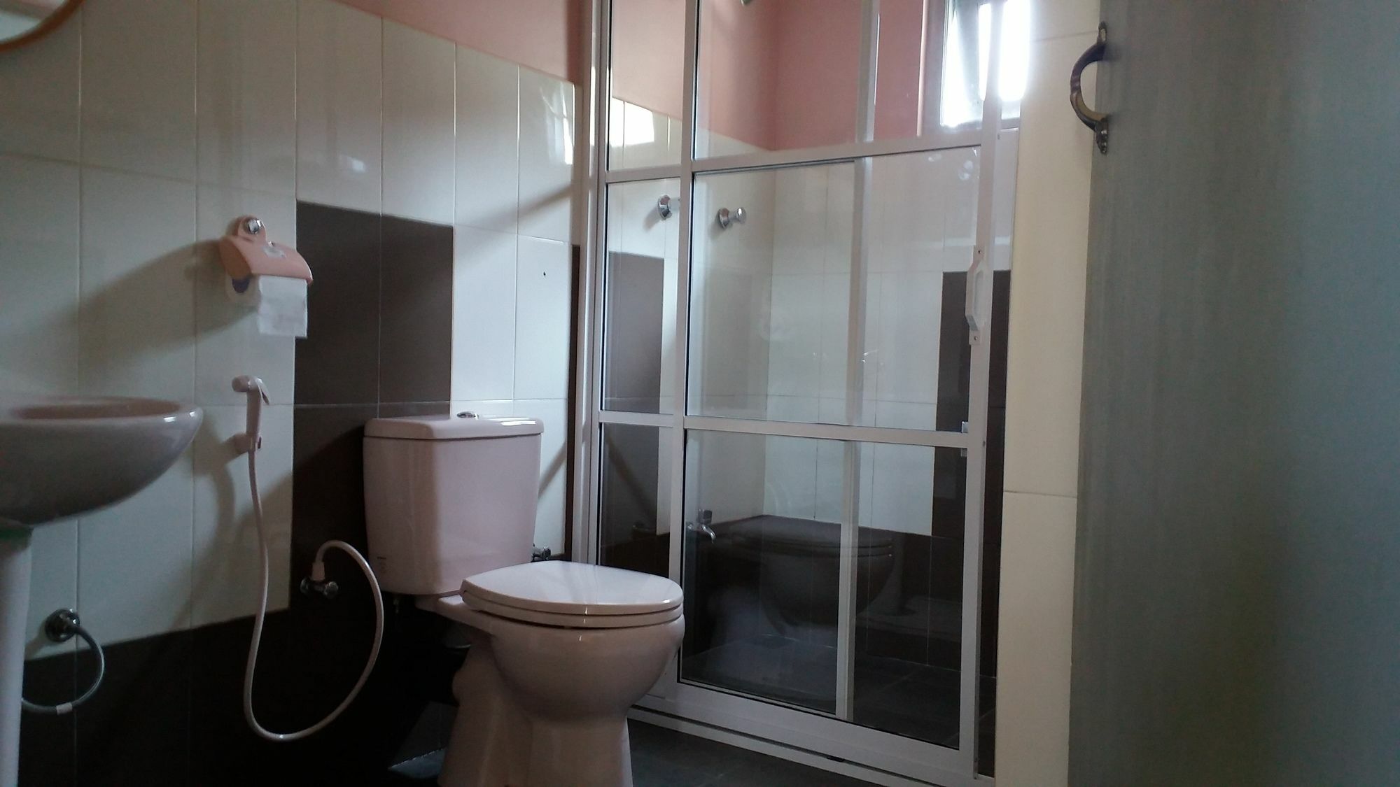 Carnation Rest Ξενοδοχείο Νουβάρα Ελίγια Εξωτερικό φωτογραφία